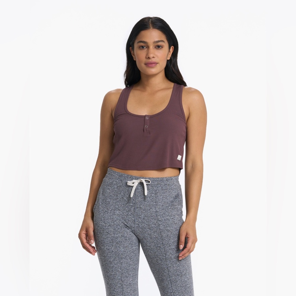 Vuori Red Sleeveless Buttoned Crop Top